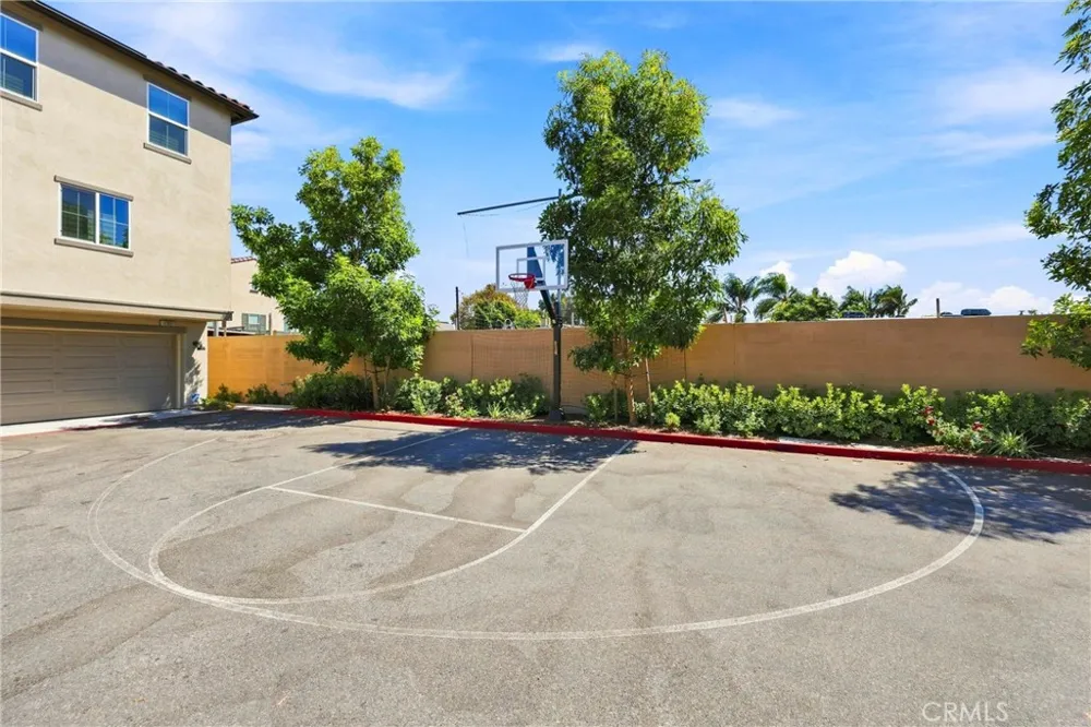 22318 Lily Ct Torrance, CA 90502