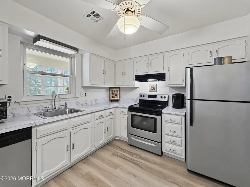 12 Lance Drive Brick, NJ 08723