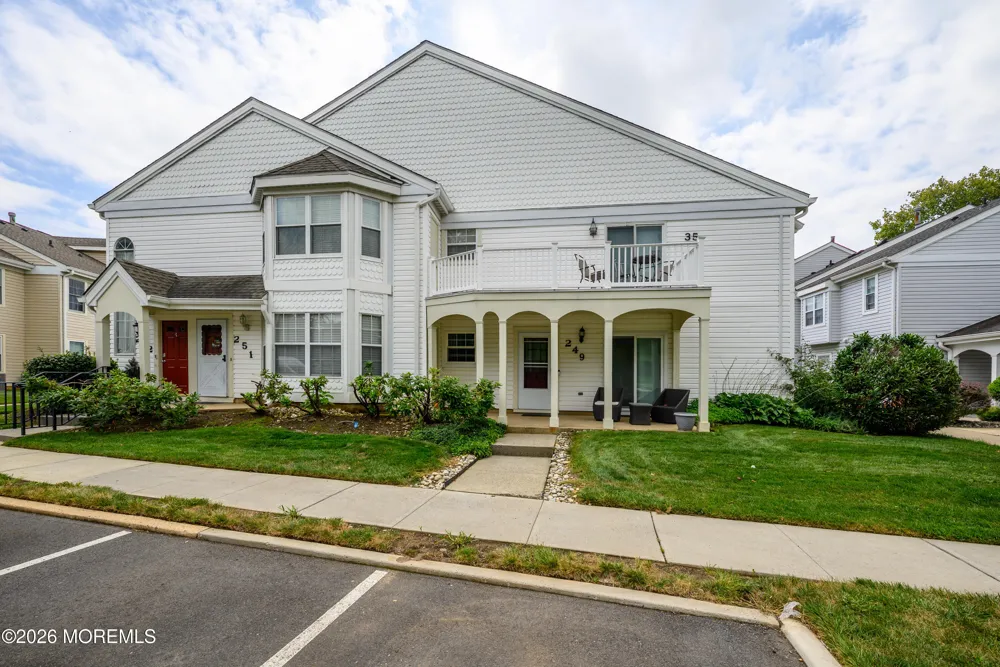 249 Tulip Lane Freehold, NJ 07728