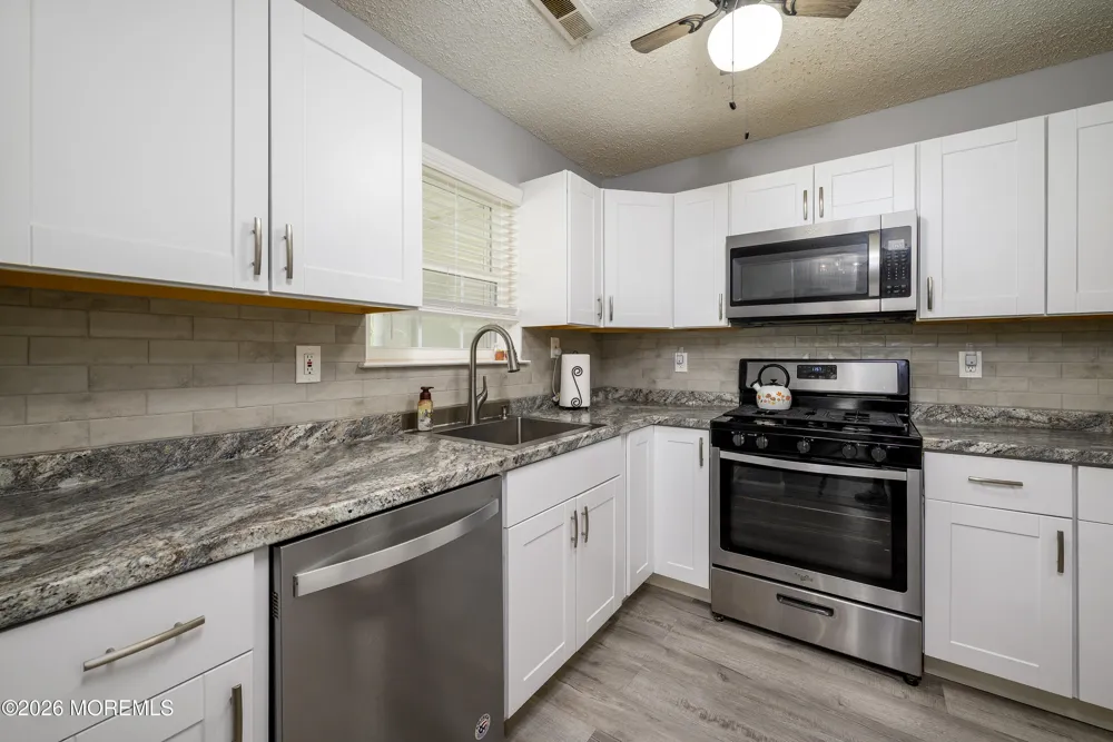 249 Tulip Lane Freehold, NJ 07728