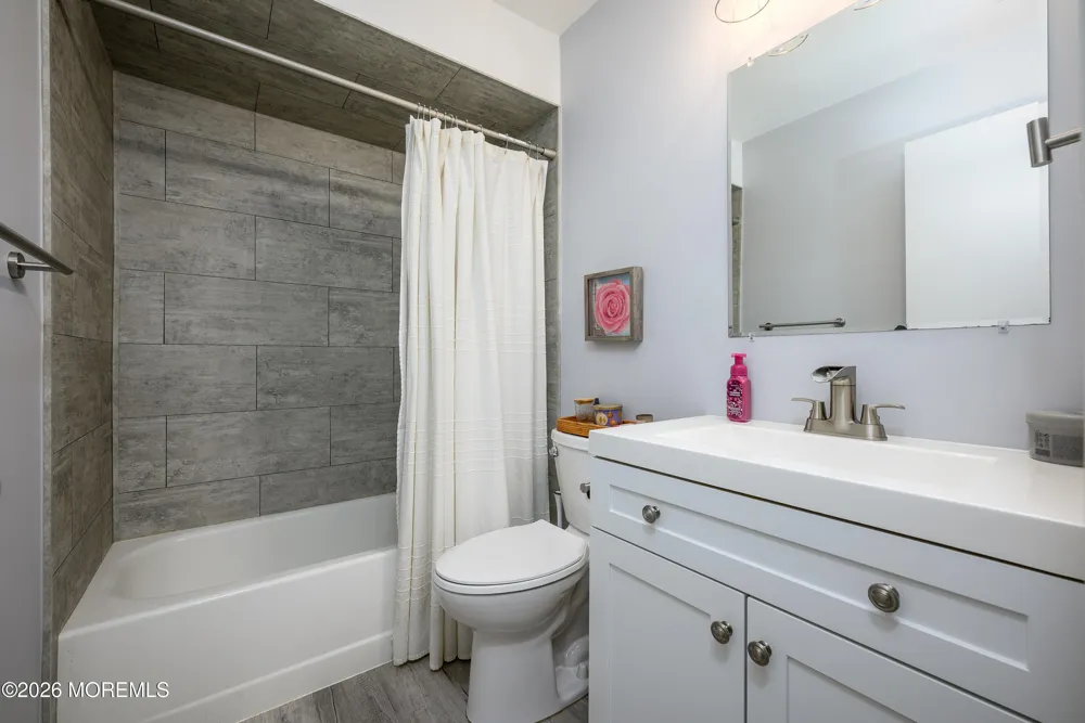249 Tulip Lane Freehold, NJ 07728
