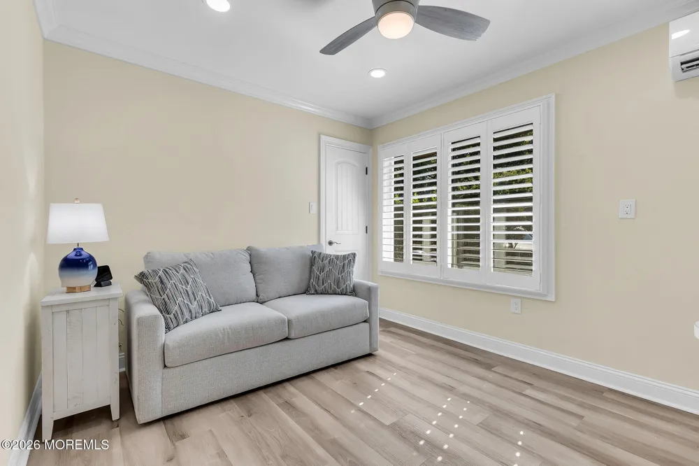 20 Lexington Court Red Bank, NJ 07701
