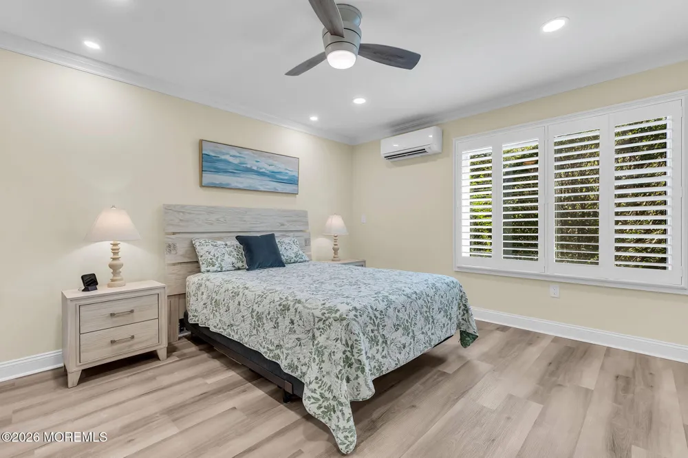20 Lexington Court Red Bank, NJ 07701