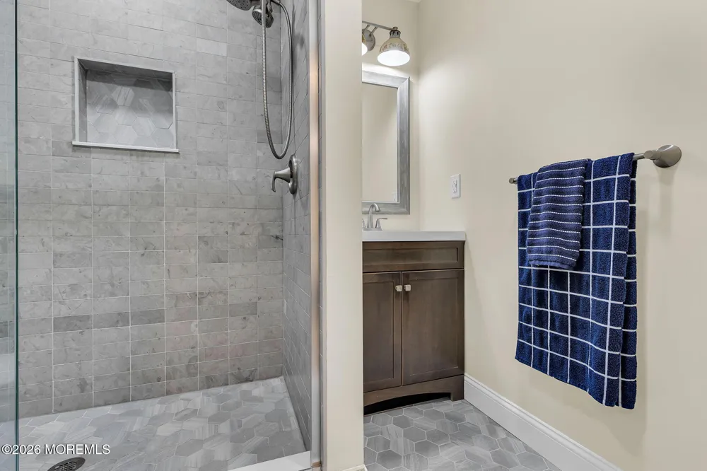 20 Lexington Court Red Bank, NJ 07701