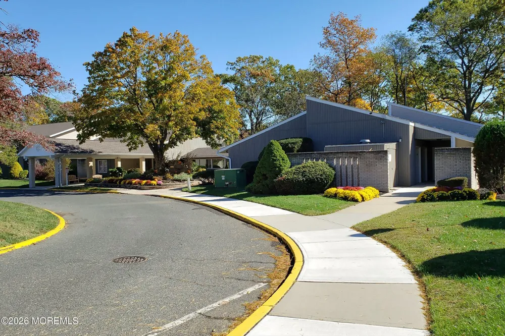 20 Lexington Court Red Bank, NJ 07701