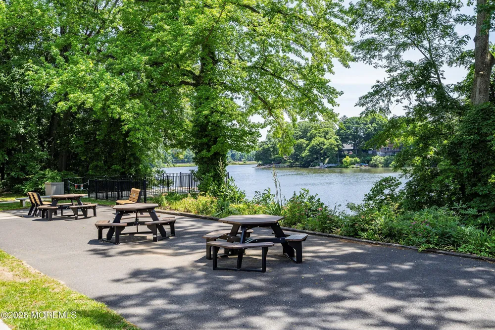 20 Lexington Court Red Bank, NJ 07701