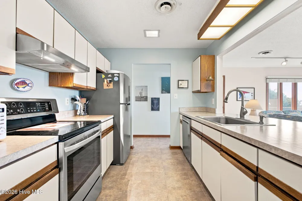 1308 Ocean Drive Emerald Isle, NC 28594