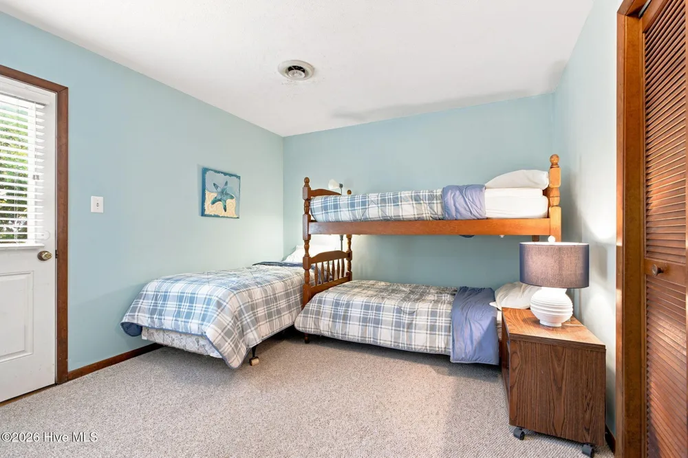 1308 Ocean Drive Emerald Isle, NC 28594