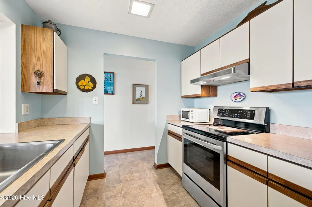 1308 Ocean Drive Emerald Isle, NC 28594
