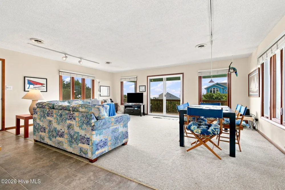 1308 Ocean Drive Emerald Isle, NC 28594