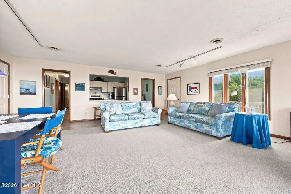 1308 Ocean Drive Emerald Isle, NC 28594