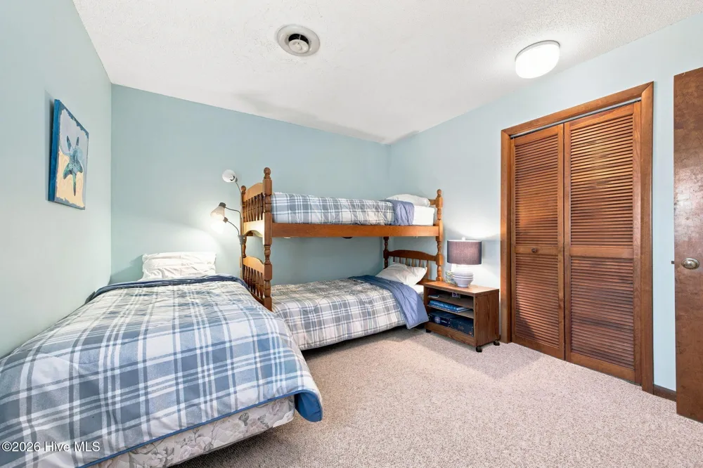 1308 Ocean Drive Emerald Isle, NC 28594