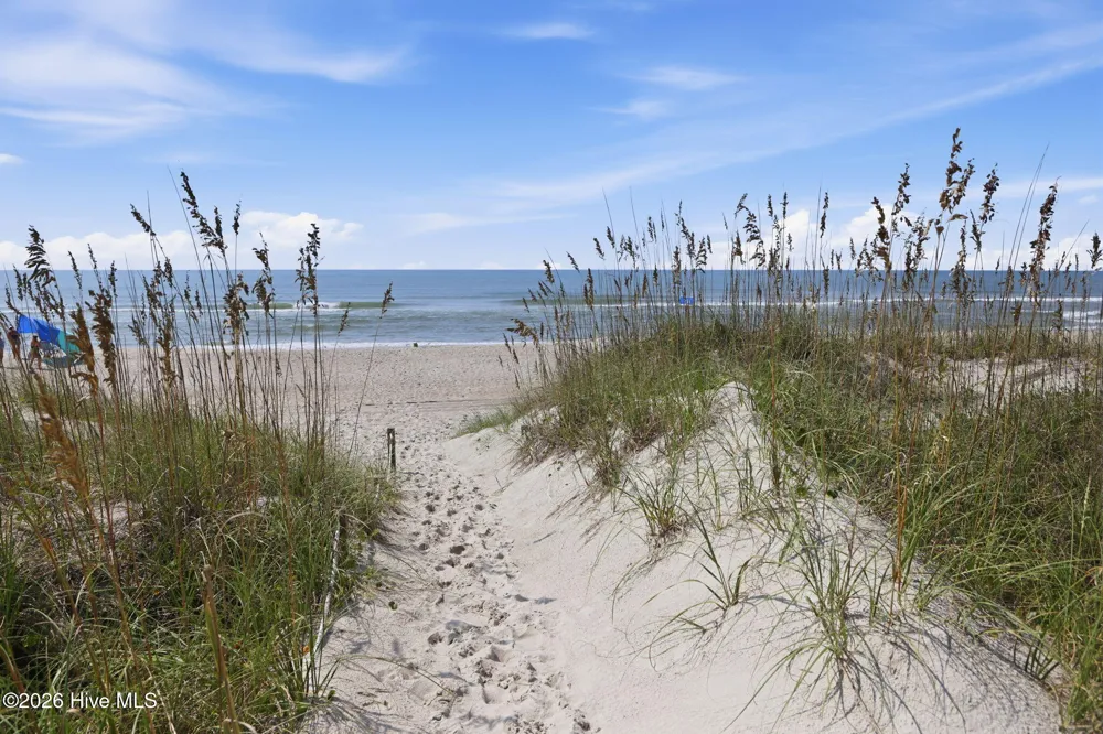 1308 Ocean Drive Emerald Isle, NC 28594