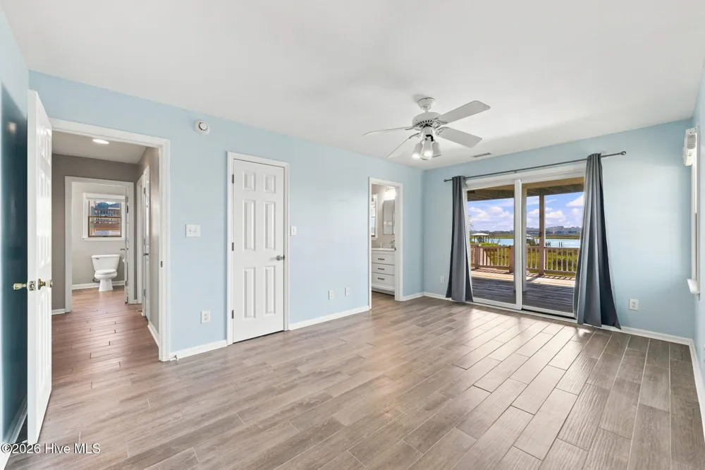 158 Big Hammock Point Road Sneads Ferry, NC 28460