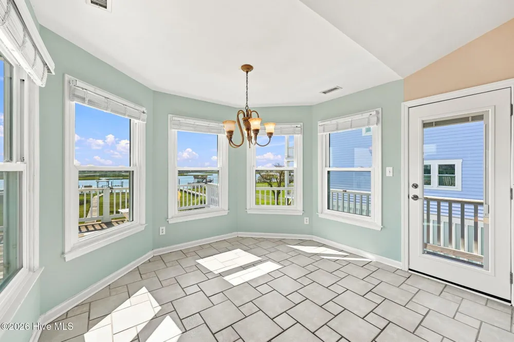 158 Big Hammock Point Road Sneads Ferry, NC 28460