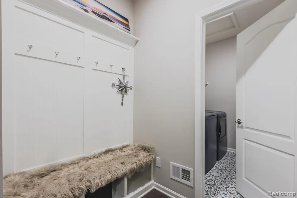 42504 ARBOR DRIVE Clinton Charter Township, MI 48038