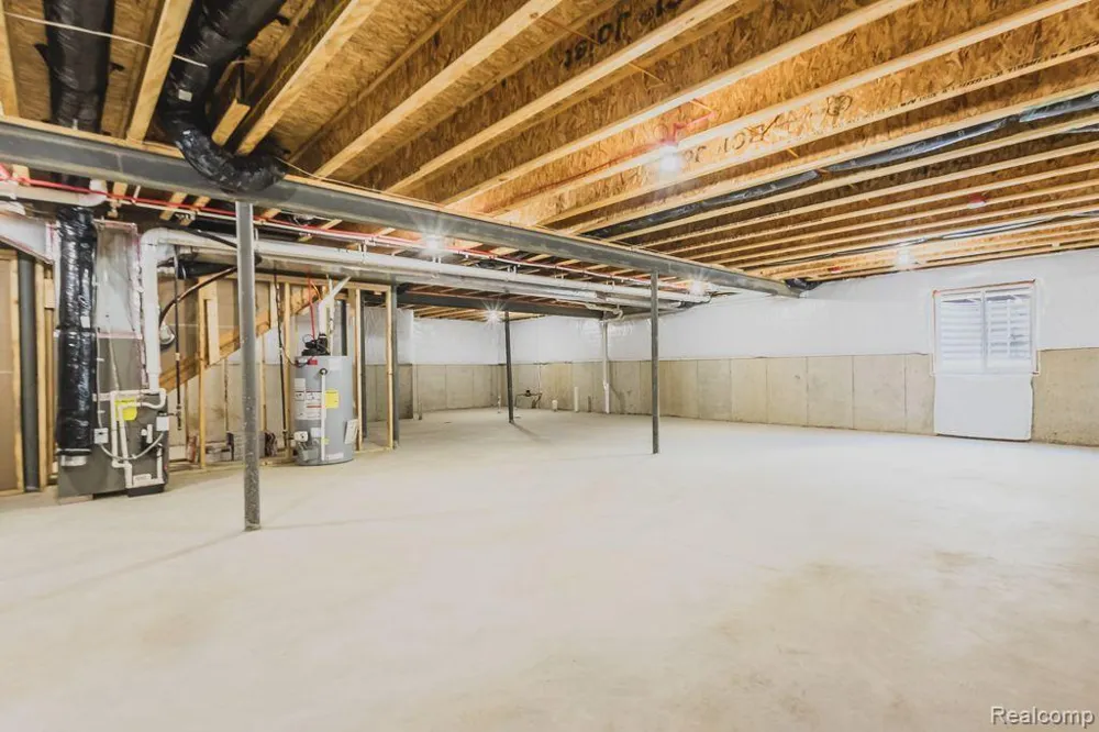 42504 ARBOR DRIVE Clinton Charter Township, MI 48038