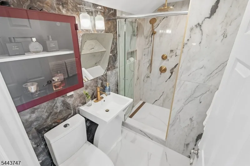 81 Hudson Ave Maplewood, NJ 07040