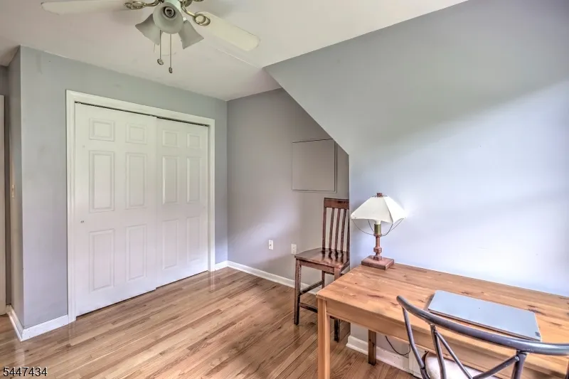 230 Shiloh Rd Hope, NJ 07825