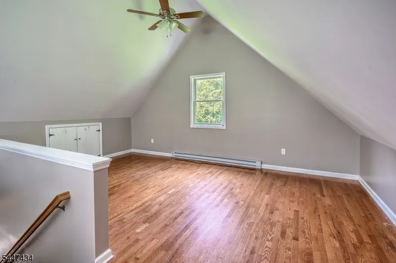 230 Shiloh Rd Hope, NJ 07825
