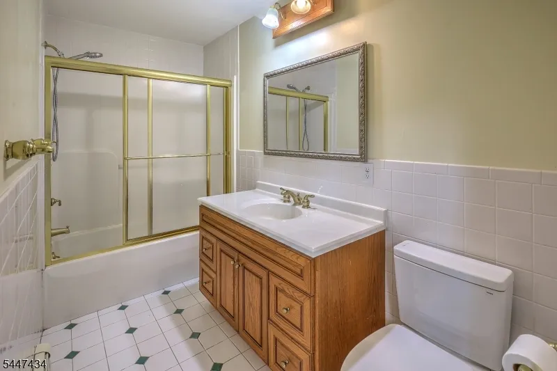 230 Shiloh Rd Hope, NJ 07825
