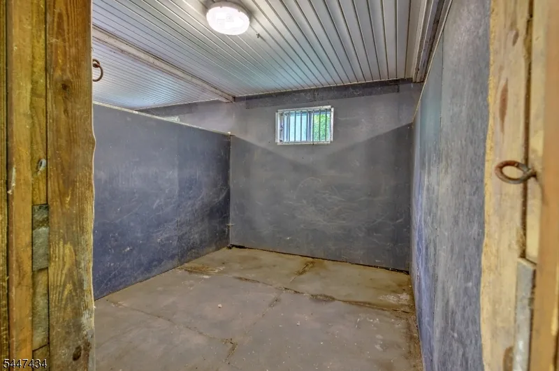 230 Shiloh Rd Hope, NJ 07825
