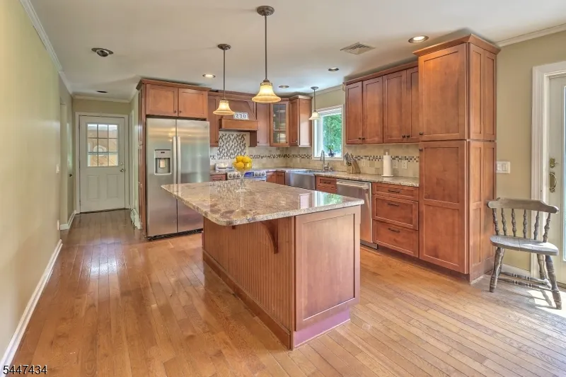 230 Shiloh Rd Hope, NJ 07825