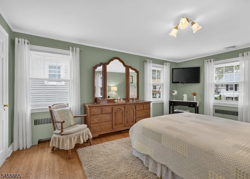 957 Arnet Ave Union, NJ 07083