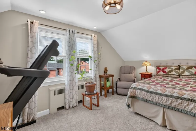 957 Arnet Ave Union, NJ 07083