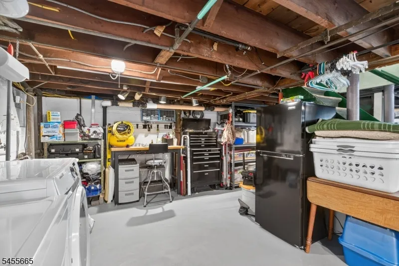 957 Arnet Ave Union, NJ 07083