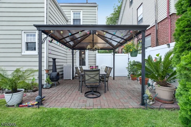 957 Arnet Ave Union, NJ 07083