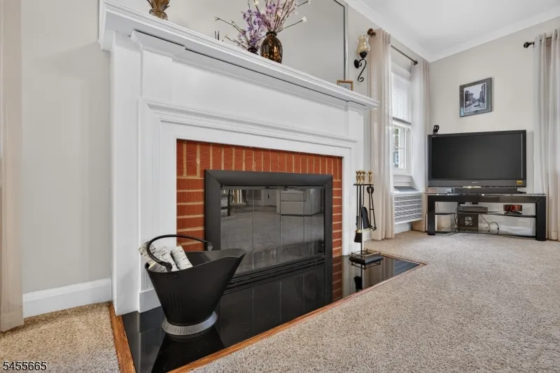 957 Arnet Ave Union, NJ 07083