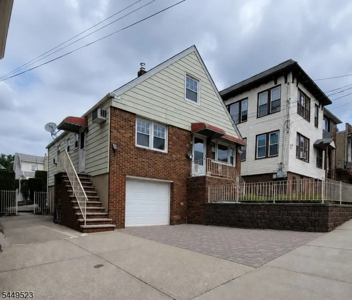 1456 76Th St North Bergen, NJ 07047