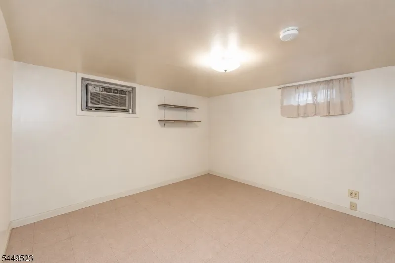 1456 76Th St North Bergen, NJ 07047