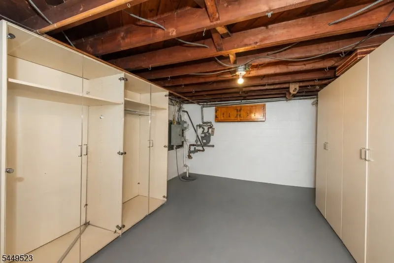 1456 76Th St North Bergen, NJ 07047