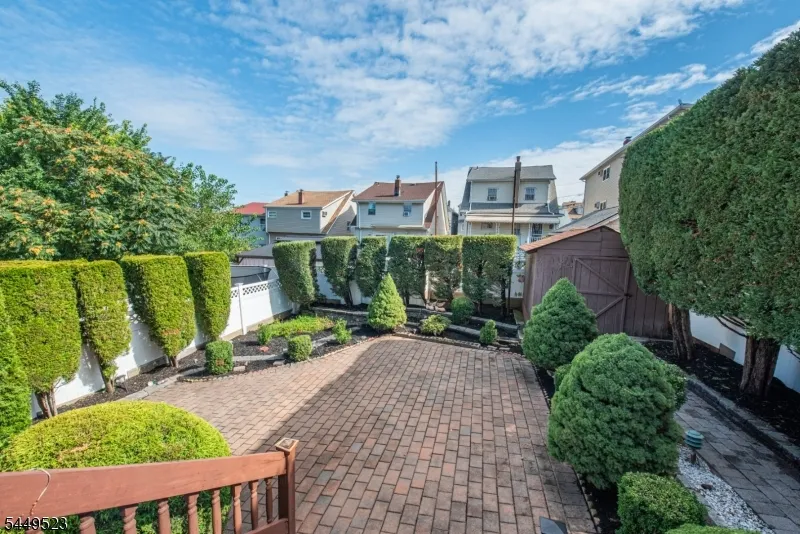 1456 76Th St North Bergen, NJ 07047