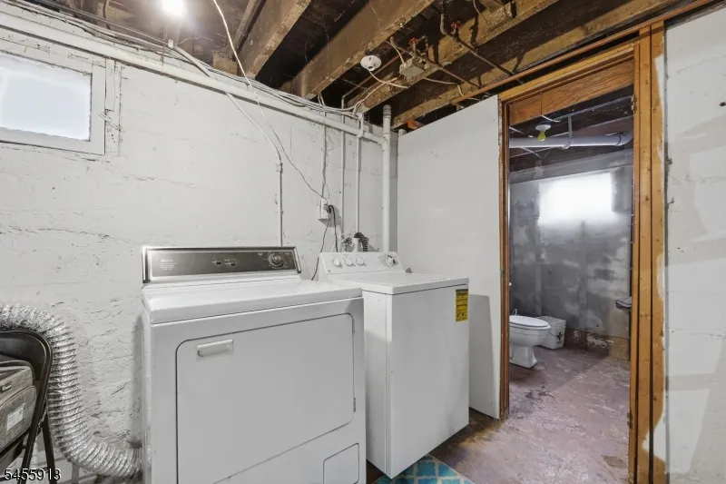 2 Lake St Belleville, NJ 07109