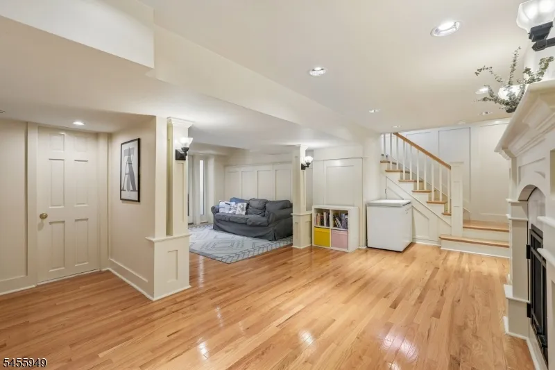 89 Minnehaha Blvd Oakland, NJ 07436