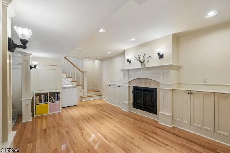 89 Minnehaha Blvd Oakland, NJ 07436