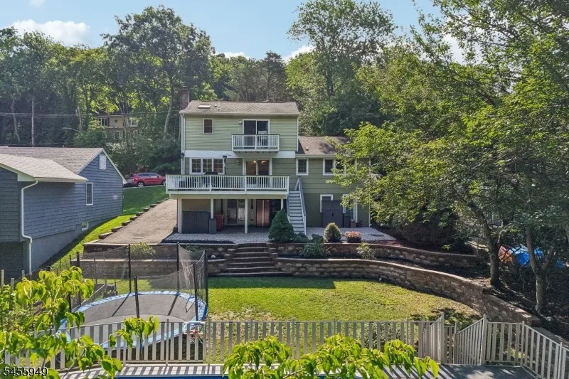 89 Minnehaha Blvd Oakland, NJ 07436