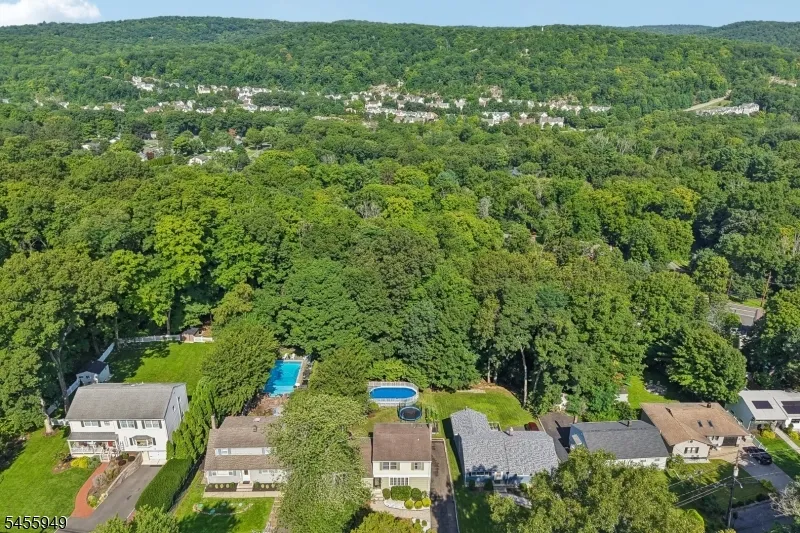 89 Minnehaha Blvd Oakland, NJ 07436