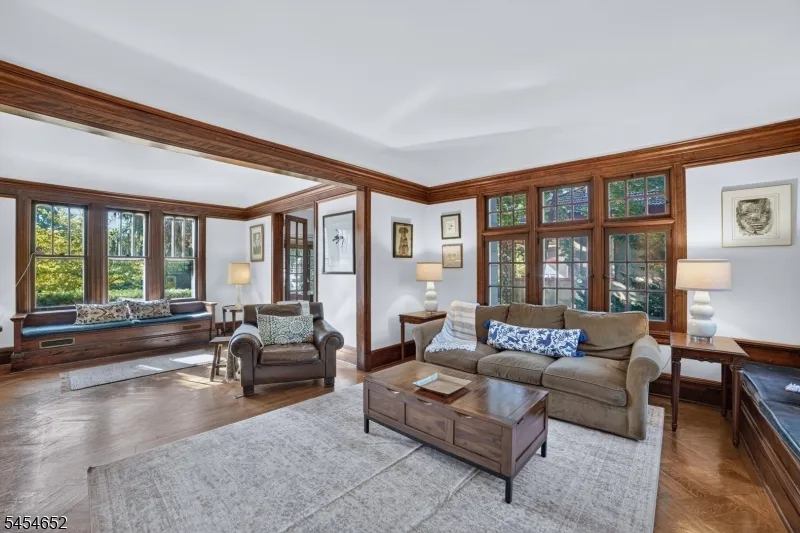 115 Maplewood Ave Maplewood, NJ 07040