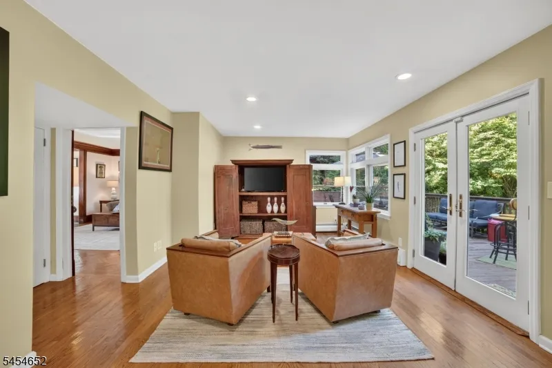 115 Maplewood Ave Maplewood, NJ 07040