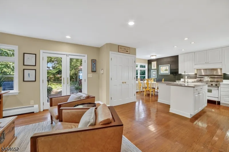 115 Maplewood Ave Maplewood, NJ 07040