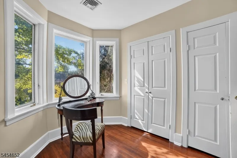 115 Maplewood Ave Maplewood, NJ 07040