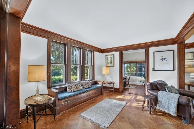 115 Maplewood Ave Maplewood, NJ 07040