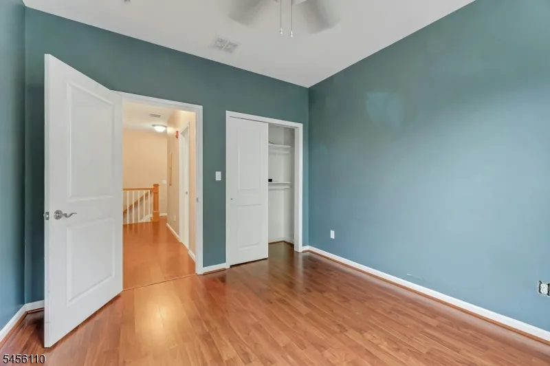 906 River Pl Butler, NJ 07405