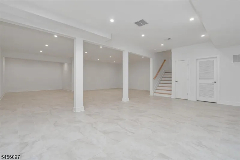 517 Lexington Ave Cranford, NJ 07016