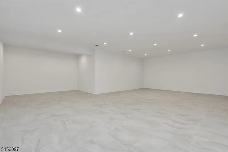 517 Lexington Ave Cranford, NJ 07016