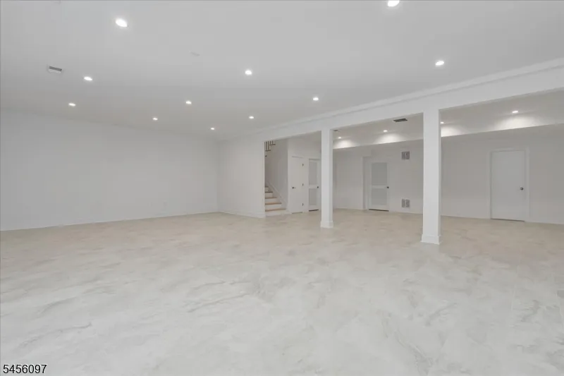 517 Lexington Ave Cranford, NJ 07016